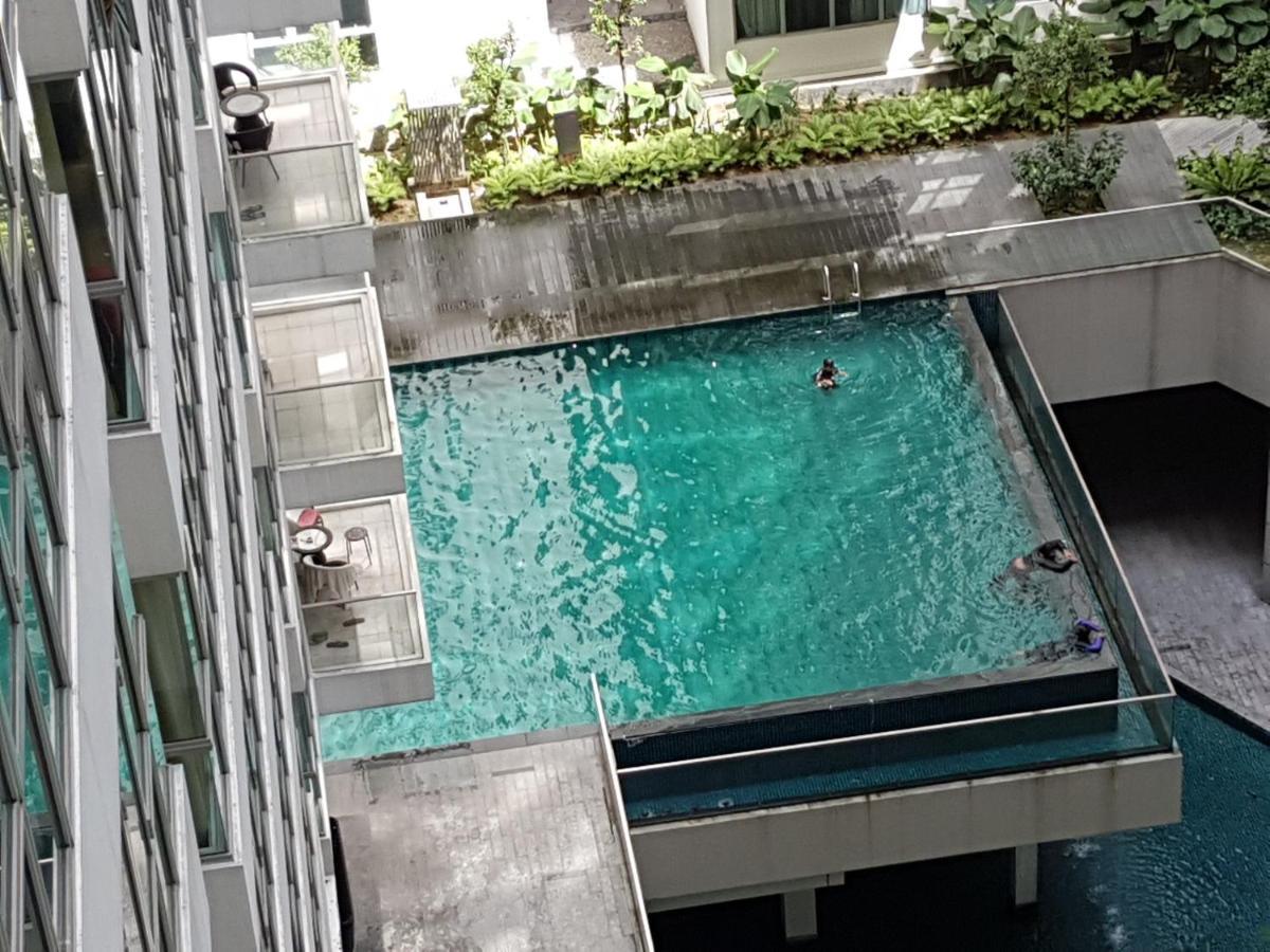 Starsbed Klcc Skyview Roof Pool Hostel Куала Лумпур Екстериор снимка